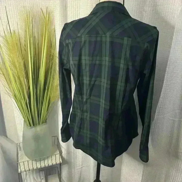 Talbots Womens 10P Green/blue Plaid Button Down Shirt Workwear Holiday Top - Picture 7 of 12